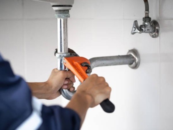 Domestic & Commercial Plumbing